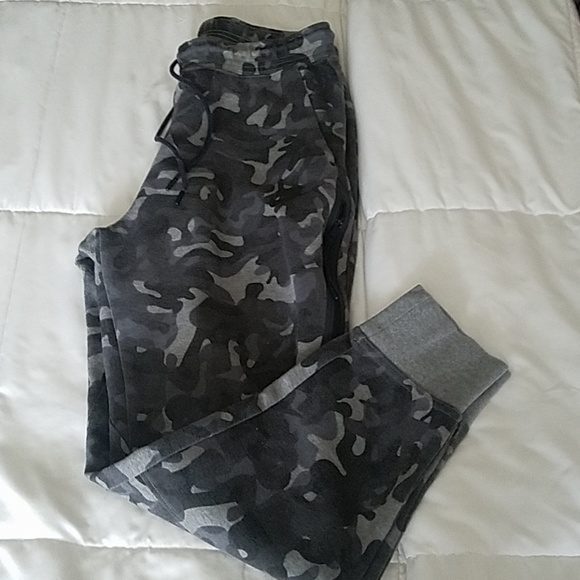 Sold - Picture 4 of 6